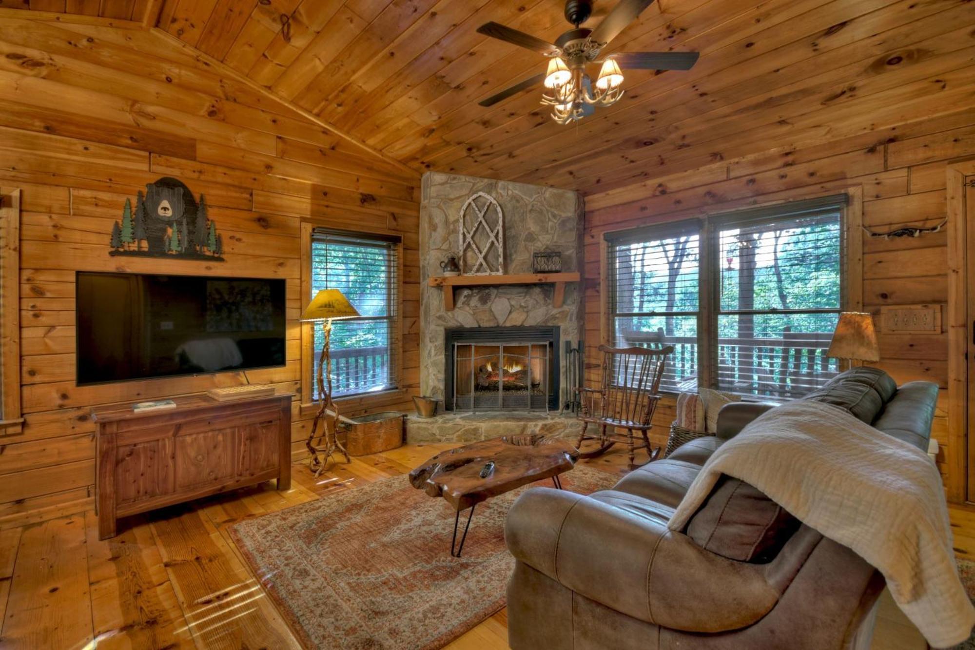 Bearfoot Ridge Wood-Burning Fireplace Cozy Hot Tub Serene Views Эллиджей Экстерьер фото
